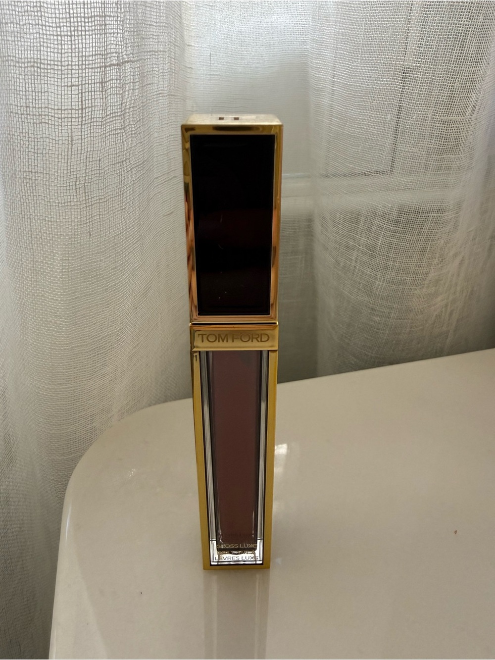 Tom Ford Liquid Lip Color — Dusty Mauve in Gold-Trim Case